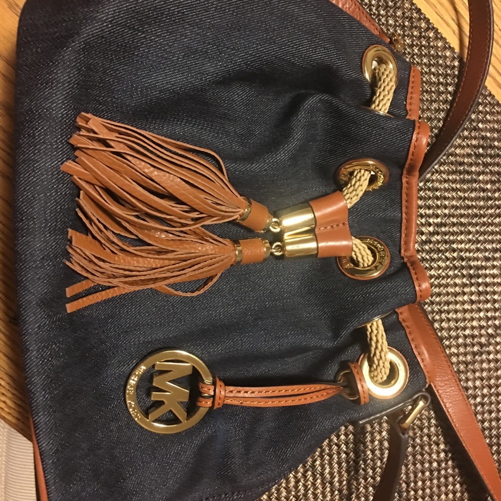 Micheal Kors Purse